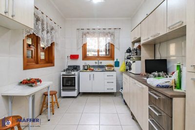 Casa, 3 quartos, 219 m² - Foto 1