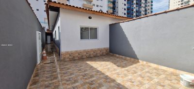 Casa, 2 quartos, 72 m² - Foto 1