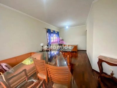 Casa, 3 quartos, 170 m² - Foto 2