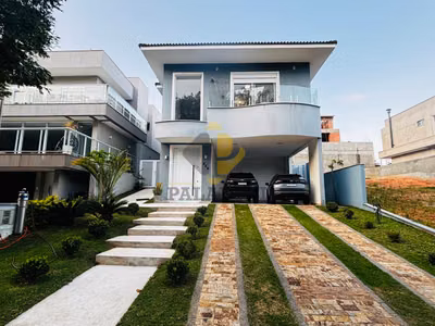 Casa, 3 quartos, 245 m² - Foto 1