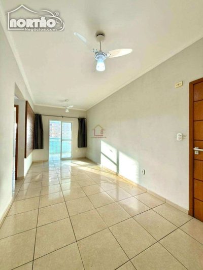 Casa, 3 quartos, 71 m² - Foto 2