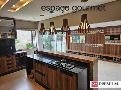 Casa, 4 quartos, 385 m² - Foto 1
