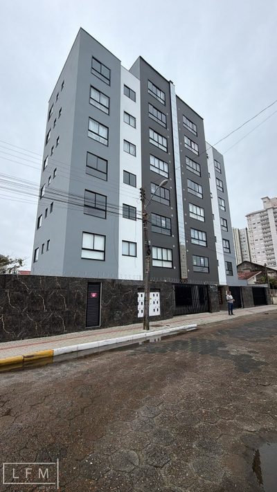 Apartamento, 3 quartos, 80 m² - Foto 2