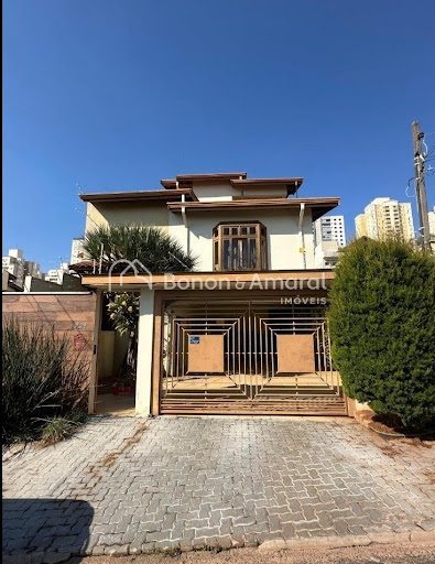 Casa, 3 quartos, 321 m² - Foto 1