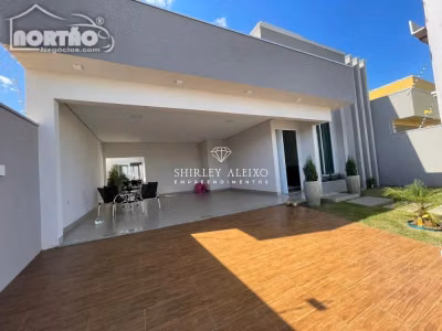 Casa, 4 quartos, 217 m² - Foto 1