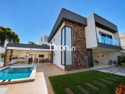 Sobrado, 3 quartos, 211 m² - Foto 1