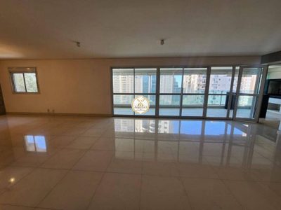 Apartamento, 3 quartos, 212 m² - Foto 1