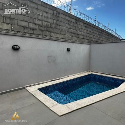 Casa, 4 quartos, 179 m² - Foto 2