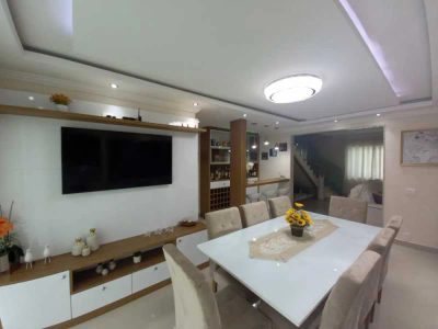 Casa, 4 quartos, 240 m² - Foto 1