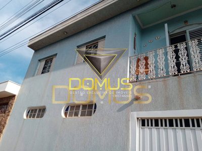 Sobrado, 5 quartos, 180 m² - Foto 1