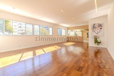 Apartamento, 3 quartos, 220 m² - Foto 1