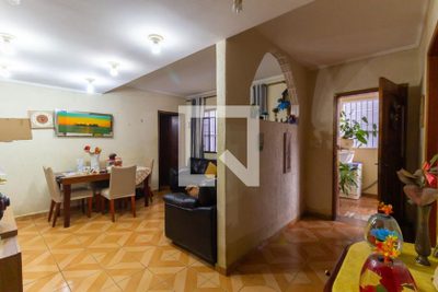 Casa, 2 quartos, 363 m² - Foto 2