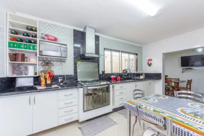 Casa, 3 quartos, 200 m² - Foto 1