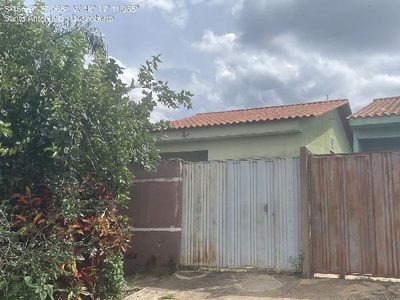 Casa, 2 quartos, 181 m² - Foto 1
