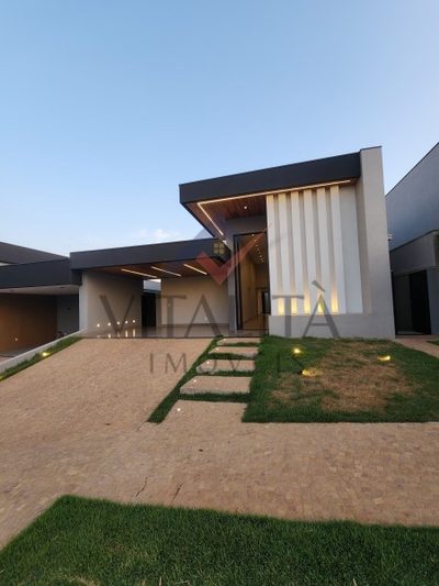 Casa, 4 quartos, 208 m² - Foto 1