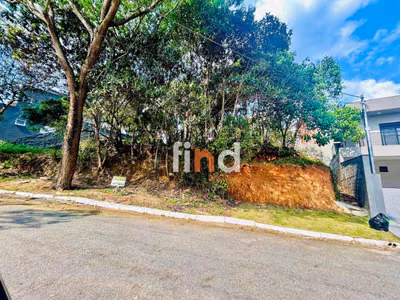 Loteamento e Condomínio, 657 m² - Foto 1