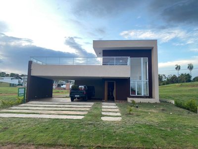 Casa de Condomínio, 4 quartos - Foto 1