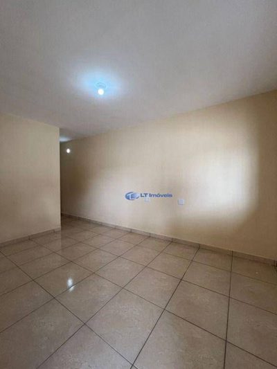 Casa, 3 quartos, 77 m² - Foto 4