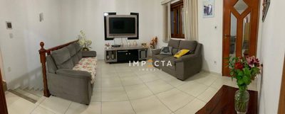 Casa, 3 quartos, 212 m² - Foto 2