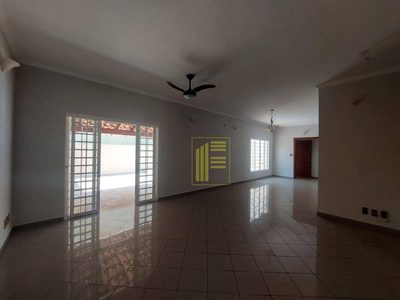 Casa, 4 quartos, 340 m² - Foto 1