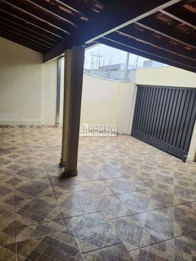 Casa, 3 quartos, 218 m² - Foto 3