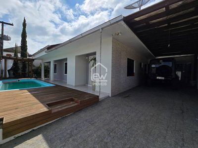 Casa, 4 quartos, 301 m² - Foto 1