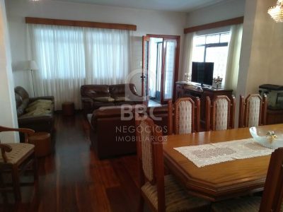 Sobrado, 3 quartos, 264 m² - Foto 2