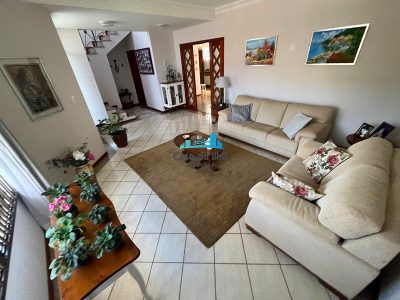 Casa, 3 quartos, 240 m² - Foto 4