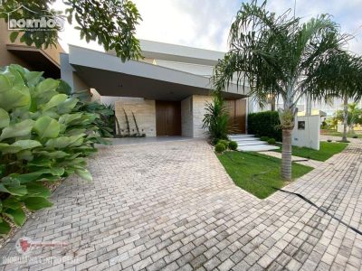 Casa, 1 quarto, 226 m² - Foto 1