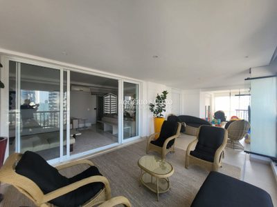 Apartamento, 3 quartos, 250 m² - Foto 1
