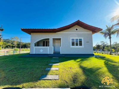 Chácara, 3 quartos, 4844 m² - Foto 1