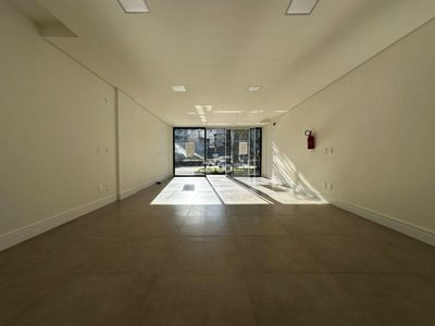 Loja-Salão, 60 m² - Foto 1