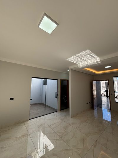 Casa, 3 quartos, 90 m² - Foto 1