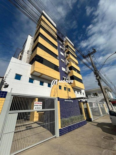 Cobertura, 3 quartos, 214 m² - Foto 1