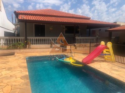 Casa, 3 quartos, 225 m² - Foto 1