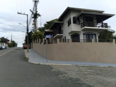 Casa, 3 quartos, 336 m² - Foto 1