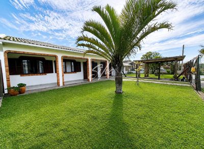 Casa, 3 quartos, 122 m² - Foto 1