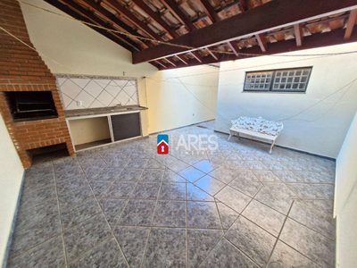 Casa, 3 quartos, 157 m² - Foto 1