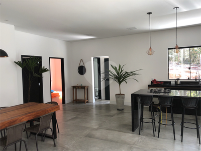 Chácara, 6 quartos, 2500 m² - Foto 1