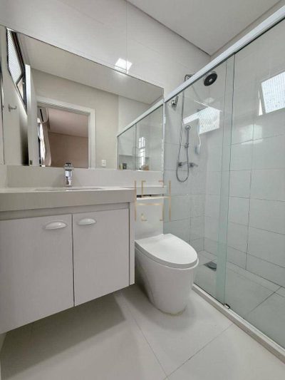 Casa, 5 quartos, 240 m² - Foto 4