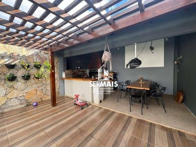 Casa, 3 quartos, 220 m² - Foto 1