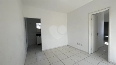 Apartamento, 2 quartos, 61 m² - Foto 2