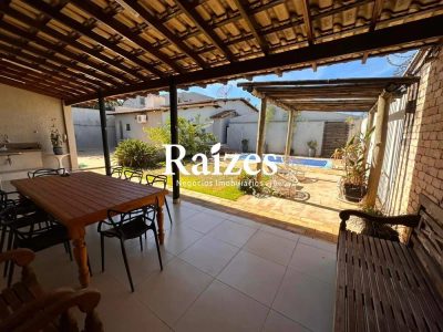 Casa, 3 quartos, 268 m² - Foto 1