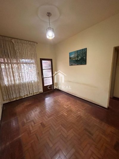 Casa, 2 quartos, 160 m² - Foto 1
