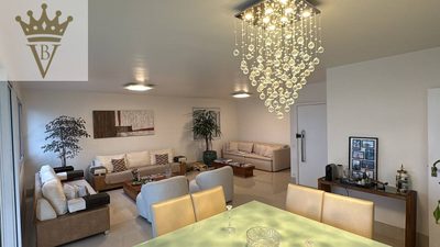 Apartamento, 3 quartos, 198 m² - Foto 1