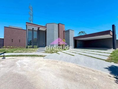 Casa, 3 quartos, 193 m² - Foto 1