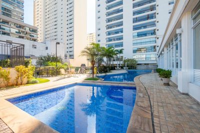 Apartamento, 3 quartos, 150 m² - Foto 2