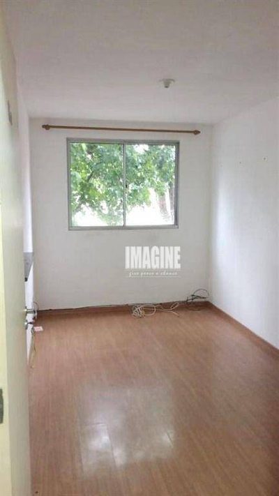 Apartamento, 2 quartos, 42 m² - Foto 1