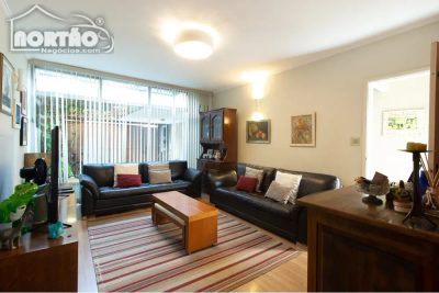 Casa, 3 quartos, 189 m² - Foto 1