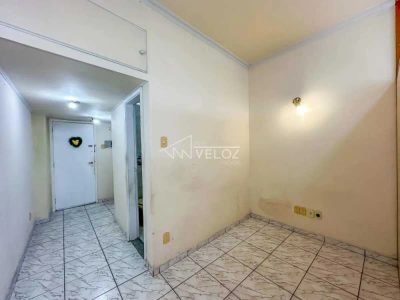 Apartamento, 1 quarto, 28 m² - Foto 1